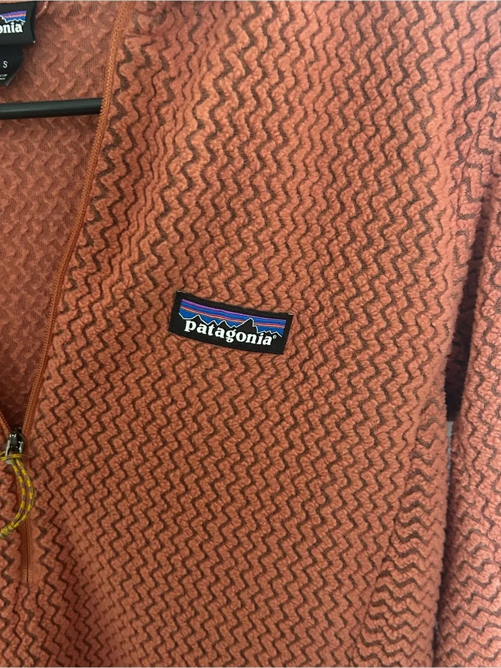 Patagonia rust R1 Air zip neck fleece pullover